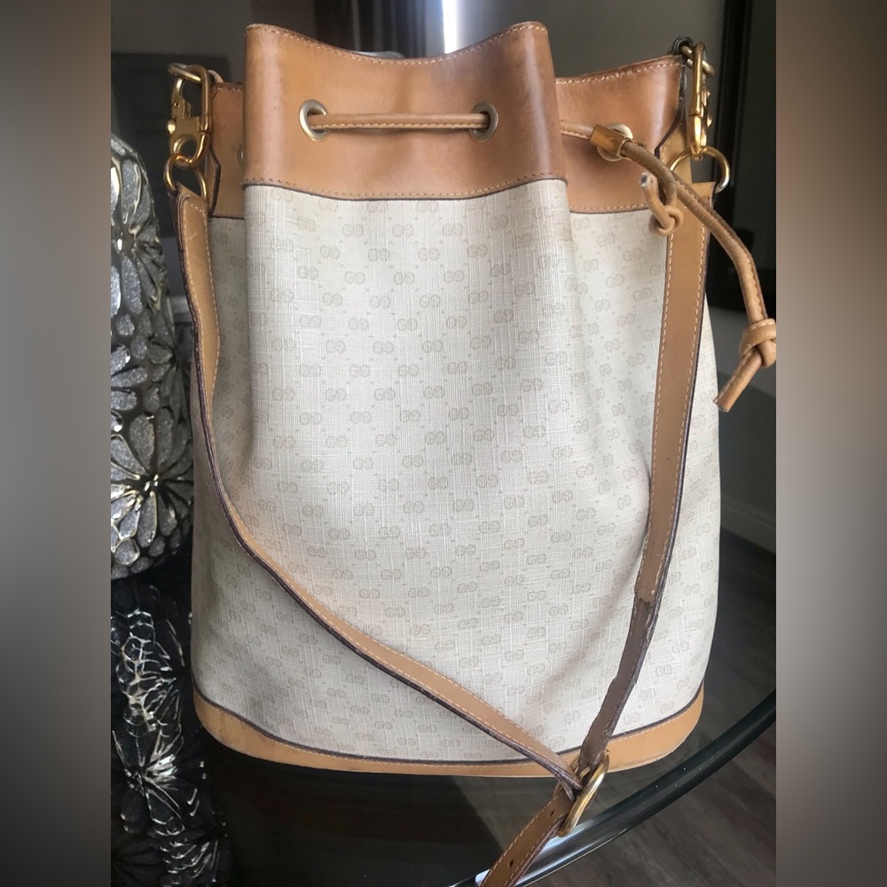 Vintage Gucci Ophida Web Monogram Beige.  Large Bucket Bag with Shoulder Strap.